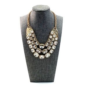 Beautiful Gold Tone and Crystal Necklace
